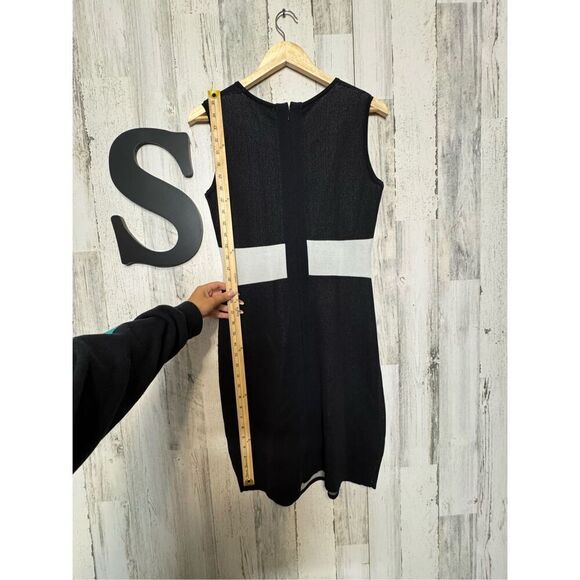 Midi dress - Picture 4 of 10